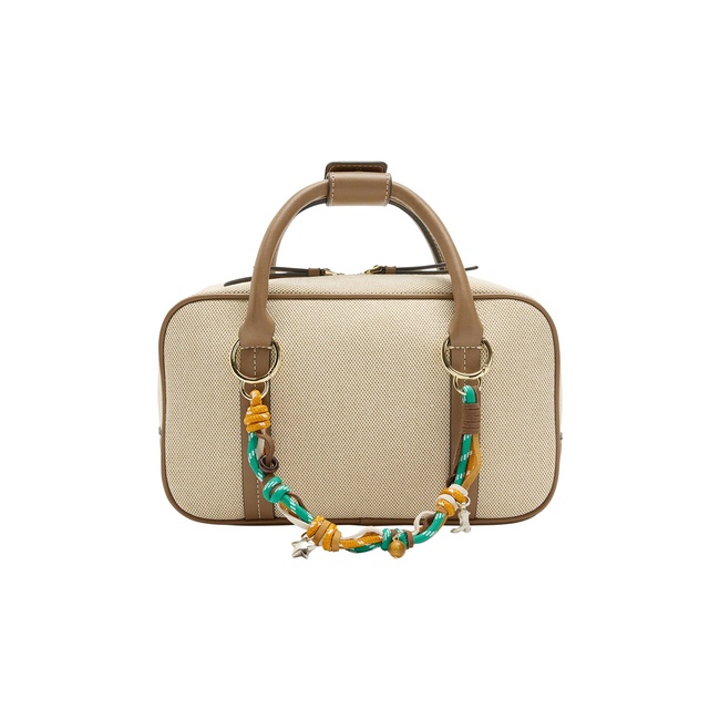 Жіноча молочна сумка Parfois артикул 232640 _EC FW2025 Фото ракурс 1 - Жіноча молочна сумка Parfois артикул 232640 _EC FW2025