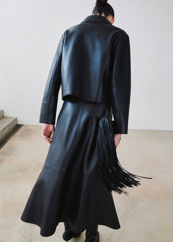 Фото ракурс 2 - Женская черная юбка Mango артикул 27091253 99 2 season