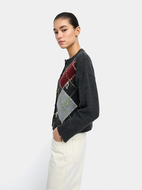 Жіночий сірий кардиган Parfois артикул 238279 _GY FW2025 Фото ракурс 3 - Жіночий сірий кардиган Parfois артикул 238279 _GY FW2025