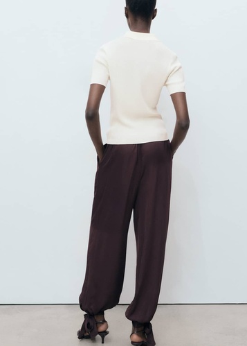 Фото ракурс 2 - Жіночий молочний джемпер Mango артикул 17024103 05 1 season