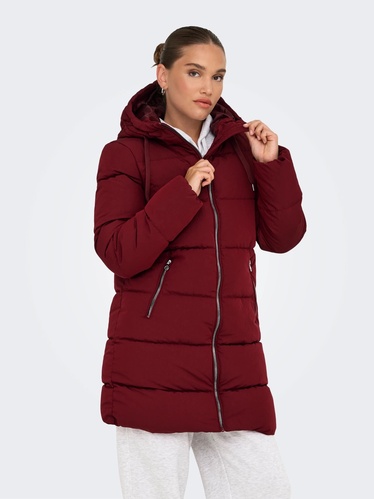 Фото ракурс 1 - Жіноче бордовe пальто Only артикул 15205369 Cabernet FW2025