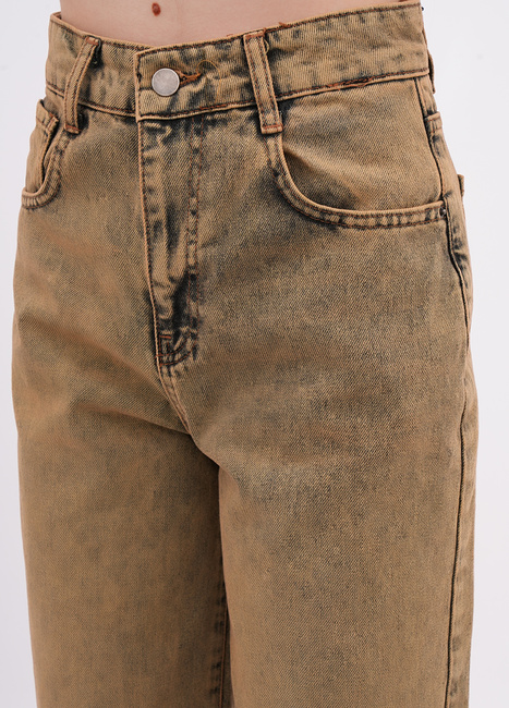 Жіночі коричневі джинси EQUILIBRI артикул W568 014 000 CAMEL FW2025 Фото ракурс 3 - Жіночі коричневі джинси EQUILIBRI артикул W568 014 000 CAMEL FW2025