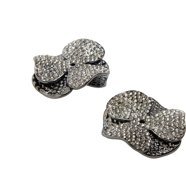 Жіночі чорні сережки Parfois артикул 242720 _BK FW2025 Фото ракурс 2 - Жіночі чорні сережки Parfois артикул 242720 _BK FW2025