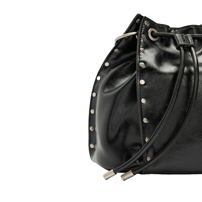 Женская черная сумка Parfois артикул 241768 _BK SS2026 Фото ракурс 3 - Женская черная сумка Parfois артикул 241768 _BK SS2026