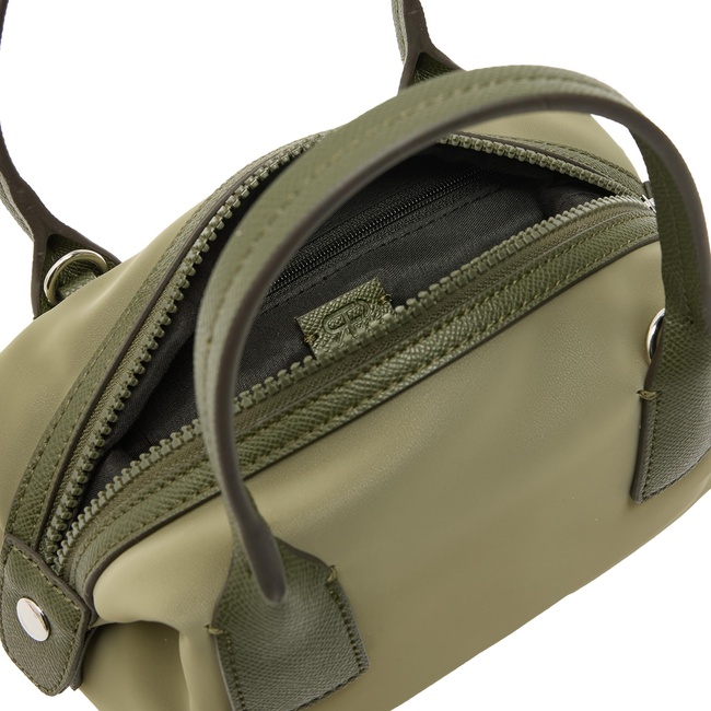 Женская зеленая сумка Parfois артикул 241332 _KK FW2025 Фото ракурс 4 - Женская зеленая сумка Parfois артикул 241332 _KK FW2025