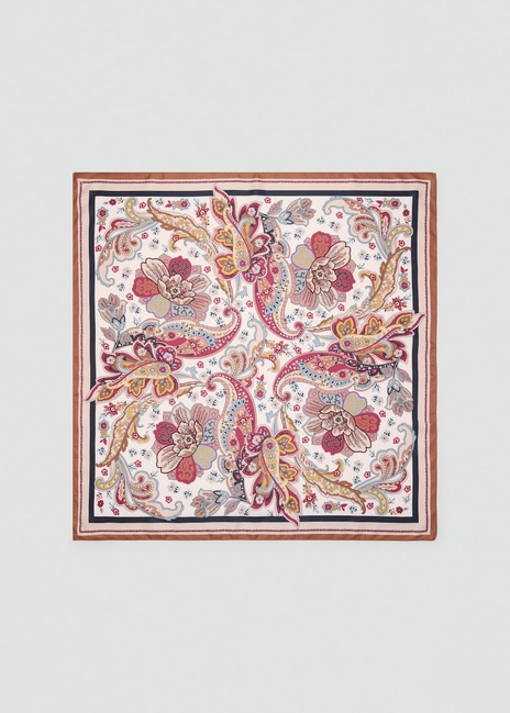 Жіночий рожевий шарф Mango артикул 27051196 85 2 season Фото ракурс 3 - Жіночий рожевий шарф Mango артикул 27051196 85 2 season