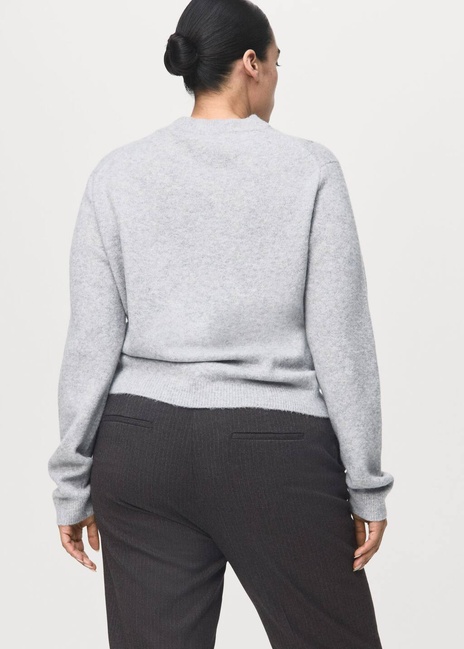 Фото ракурс 7 - Женские серые брюки Mango артикул 17065799 92 1 season