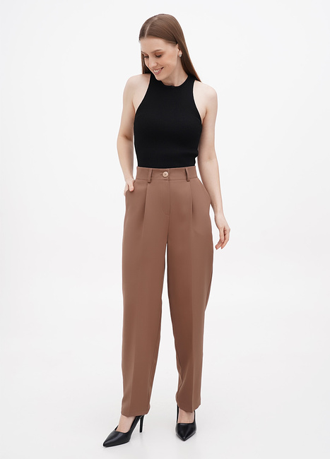 Фото ракурс 1 - Женские коричневые брюки EQUILIBRI артикул AZ Pant CL N CAPPUCCINO SS2024