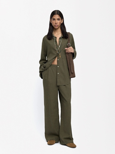 Жіночі зелені штани Parfois артикул 233337 _KK FW2025 Фото ракурс 4 - Жіночі зелені штани Parfois артикул 233337 _KK FW2025