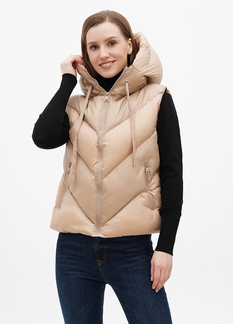 Фото ракурс 1 - Женский бежевый жилет EQUILIBRI артикул 1000400 Beige FW2024