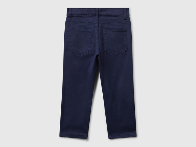 Синие штаны для мальчиков Benetton артикул 4RHPGE009.P 252 25A Фото ракурс 2 - Синие штаны для мальчиков Benetton артикул 4RHPGE009.P 252 25A