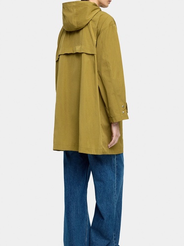 Фото ракурс 2 - Женский зеленый плащ Parfois артикул 237424 _OL FW2025