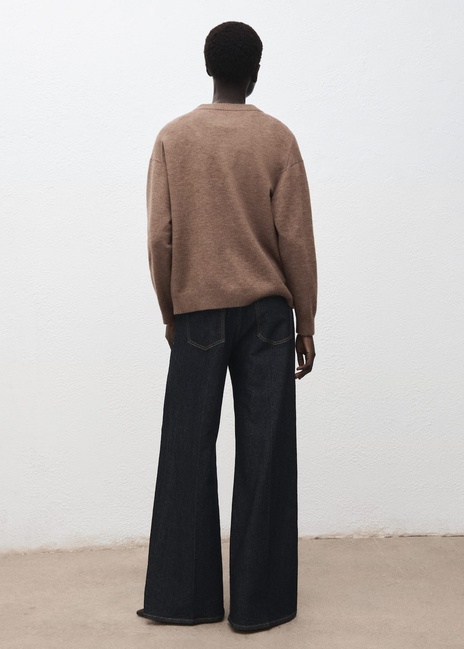 Женский коричневый джемпер Mango артикул 17005812 35 1 season Фото ракурс 2 - Женский коричневый джемпер Mango артикул 17005812 35 1 season