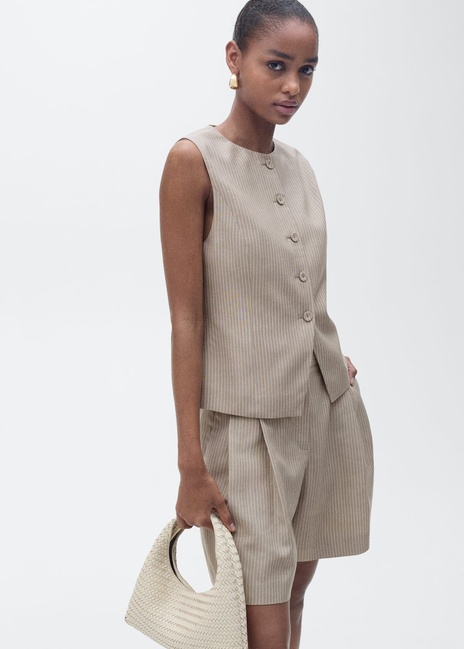 Жіночий коричневий жилет Mango артикул 87027187 35 8 season Фото ракурс 1 - Жіночий коричневий жилет Mango артикул 87027187 35 8 season