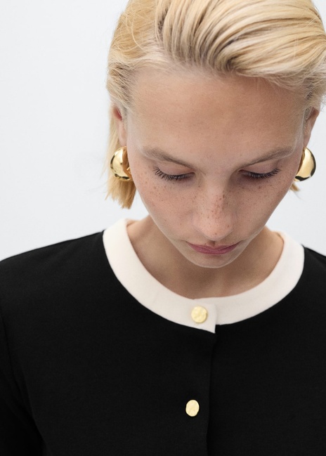 Женский черный кардиган Mango артикул 17064082 99 1 season Фото ракурс 4 - Женский черный кардиган Mango артикул 17064082 99 1 season