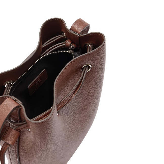 Женская серебряная сумка Parfois артикул 241701 _CG SS2026 Фото ракурс 4 - Женская серебряная сумка Parfois артикул 241701 _CG SS2026