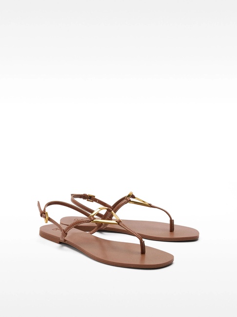 Фото ракурс 1 - Жіночі коричневі босоніжки Parfois артикул 231819 _CA FW2025