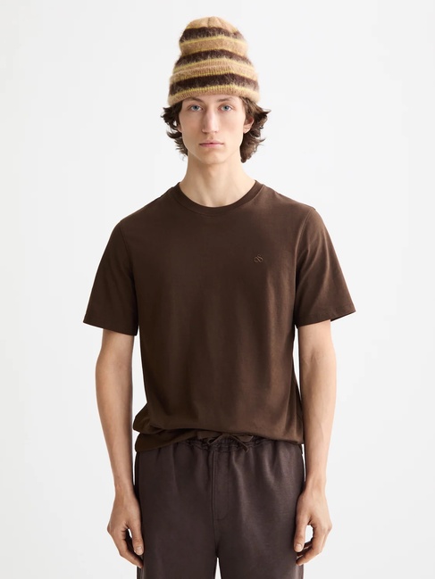 Чоловіча коричнева футболка SCOTCH & SODA артикул 181288 201 FW2025 Фото ракурс 1 - Чоловіча коричнева футболка SCOTCH & SODA артикул 181288 201 FW2025