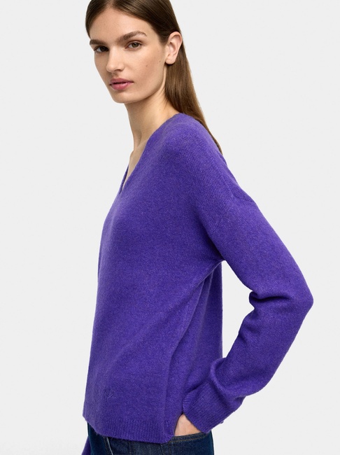 Женский фиолетовый свитер Parfois артикул 238846 _PU FW2025 Фото ракурс 3 - Женский фиолетовый свитер Parfois артикул 238846 _PU FW2025