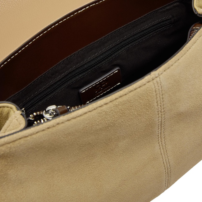 Фото ракурс 4 - Жіноча коричнева сумка Parfois артикул 237161 _CA FW2025