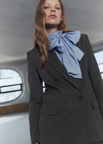 Фото ракурс 1 - Жіночий сірий пiджак Mango артикул 17047803 92 1 season