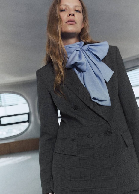 Фото ракурс 1 - Жіночий сірий пiджак Mango артикул 17047803 92 1 season