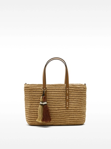 Фото ракурс 2 - Жіноча бежева сумка Parfois артикул 229863 NCL FW2025