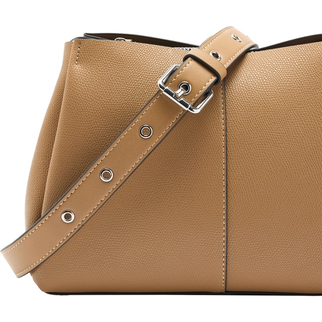 Женская коричневая сумка Parfois артикул 232456 _CA FW2025 Фото ракурс 3 - Женская коричневая сумка Parfois артикул 232456 _CA FW2025