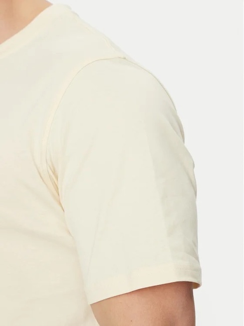 Фото ракурс 5 - Мужская белая футболка Jack & Jones артикул 12278266 antique white SS2025