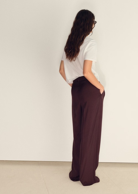 Фото ракурс 2 - Жіноча молочна футболка Mango артикул 17051213 02 1 season