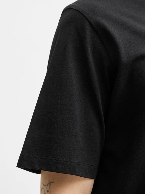 Чоловіча чорна футболка Jack & Jones артикул 12279535 Black FW2025 Фото ракурс 5 - Чоловіча чорна футболка Jack & Jones артикул 12279535 Black FW2025