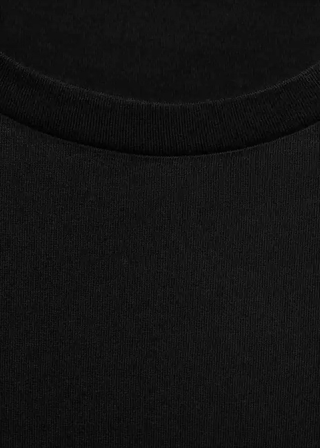 Фото ракурс 7 - Женская черная футболка Mango артикул 17091515 99 1 season