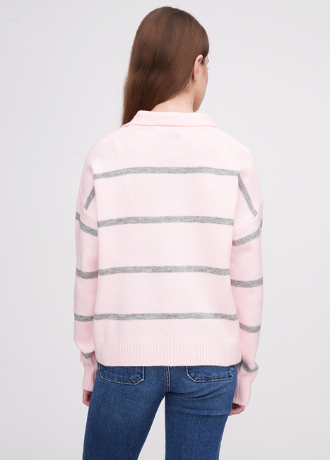 Фото ракурс 2 - Жіночий рожевий светр EQUILIBRI артикул BW342001 001 Pink FW2025