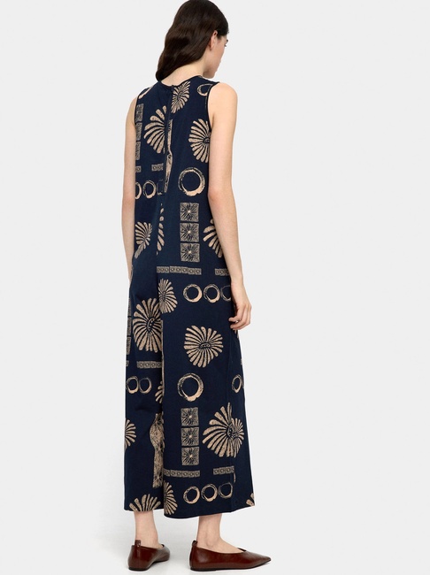 Женский синий комбинезон Parfois артикул 241770 _DM FW2025 Фото ракурс 2 - Женский синий комбинезон Parfois артикул 241770 _DM FW2025