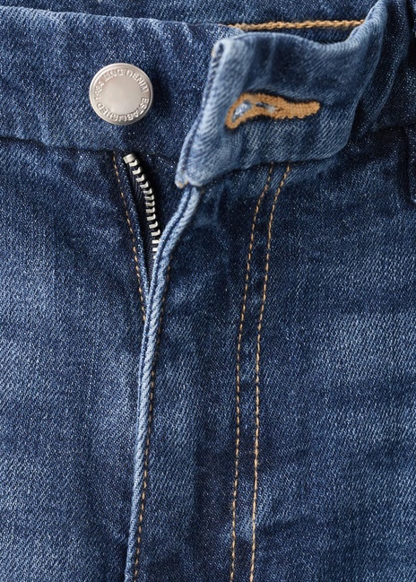 Жіночі сині джинси Mango артикул 27021193 TO 2 season Фото ракурс 5 - Жіночі сині джинси Mango артикул 27021193 TO 2 season