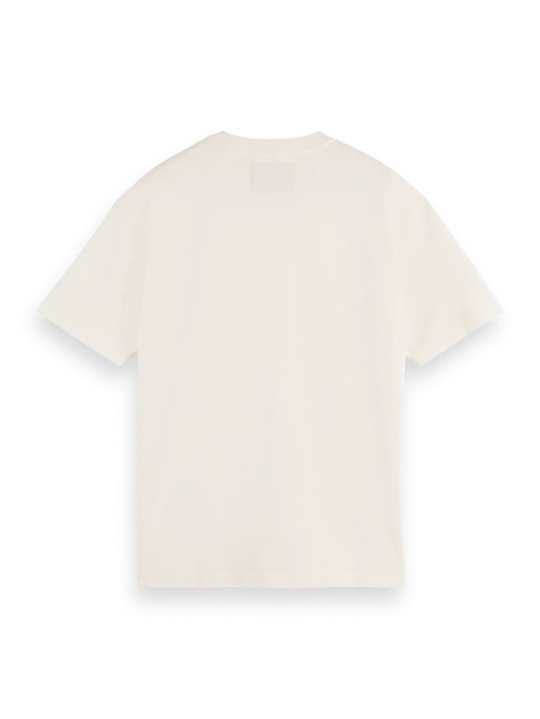 Мужская белая футболка SCOTCH & SODA артикул 181701 101 FW2025 Фото ракурс 6 - Мужская белая футболка SCOTCH & SODA артикул 181701 101 FW2025