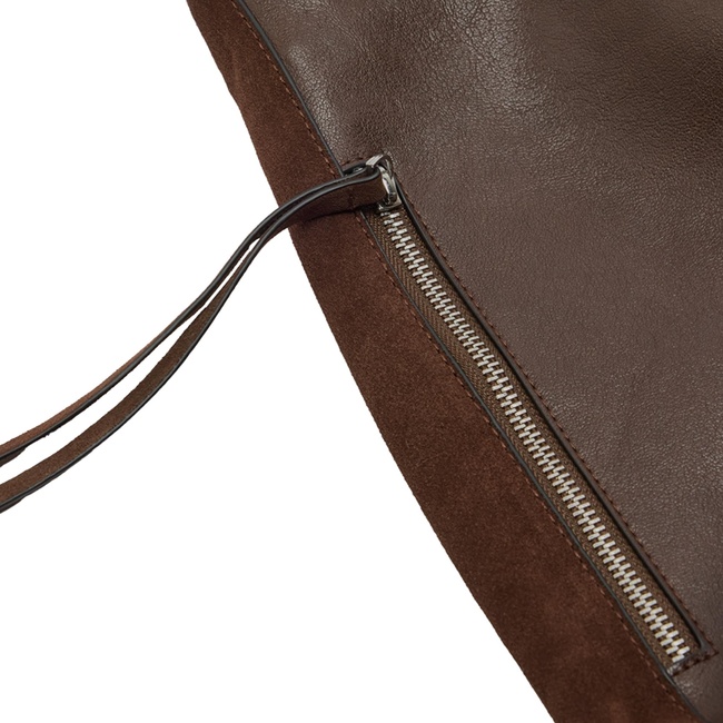 Женский коричневый рюкзак Parfois артикул 239385 _BN FW2025 Фото ракурс 3 - Женский коричневый рюкзак Parfois артикул 239385 _BN FW2025