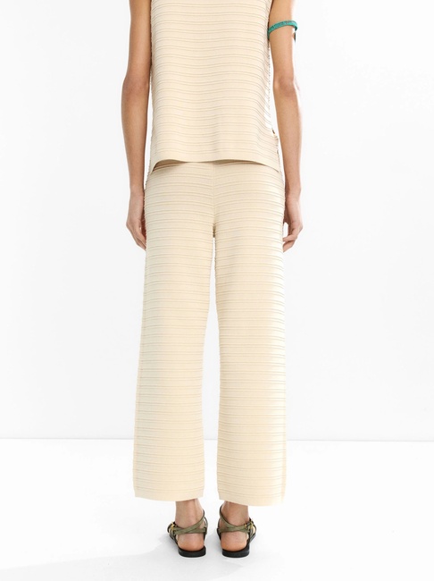 Фото ракурс 2 - Жіночі бежеві штани Parfois артикул 232381 _BG SS2025