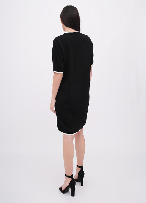 Жіноча чорна сукня EQUILIBRI артикул W352 005 001 Black FW2025 Фото ракурс 2 - Жіноча чорна сукня EQUILIBRI артикул W352 005 001 Black FW2025