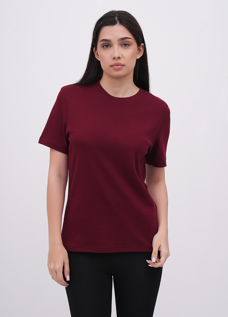 Фото ракурс 1 - Жіноча бордова футболка EQUILIBRI артикул W213 104 000 bordo FW2025