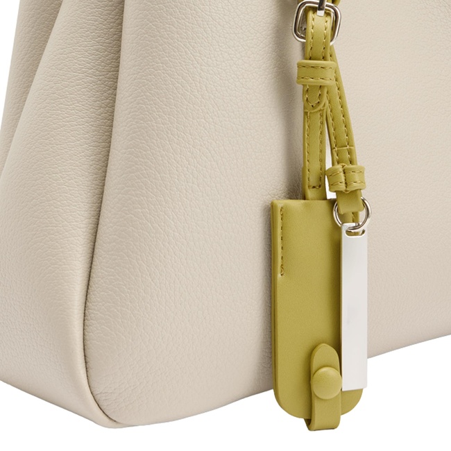 Фото ракурс 3 - Жіноча молочна сумка Parfois артикул 241713 _EC SS2026