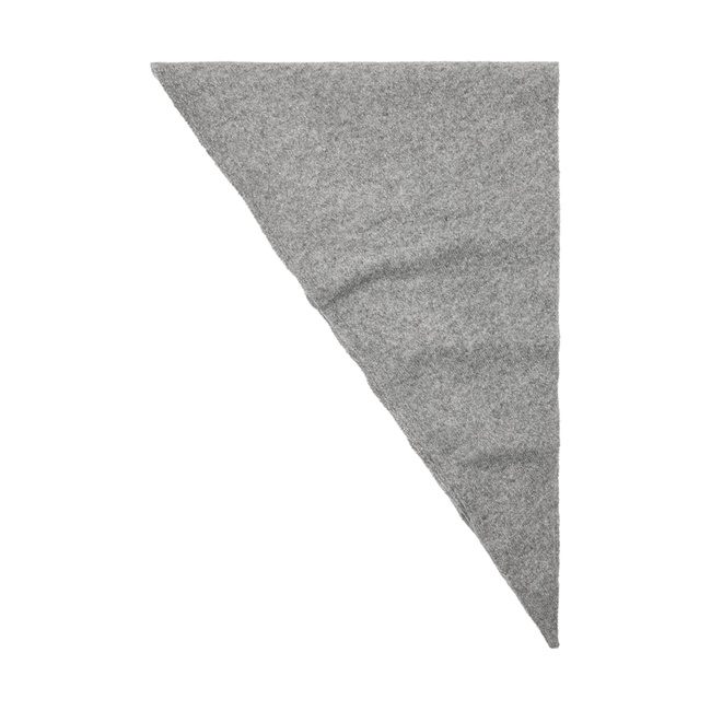 Жіночий сірий шарф Parfois артикул 241374 _GY FW2025 Фото ракурс 1 - Жіночий сірий шарф Parfois артикул 241374 _GY FW2025