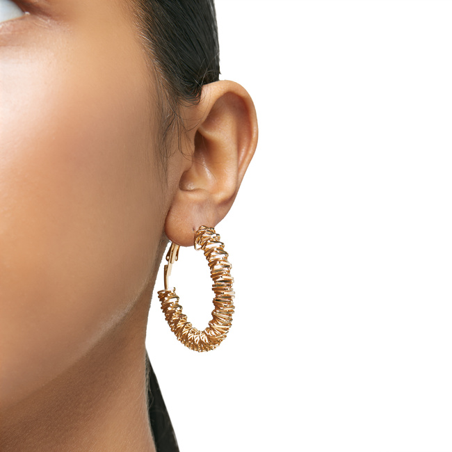 Фото ракурс 6 - Жіночі золоті сережки Parfois артикул 191889 _GD FW2025