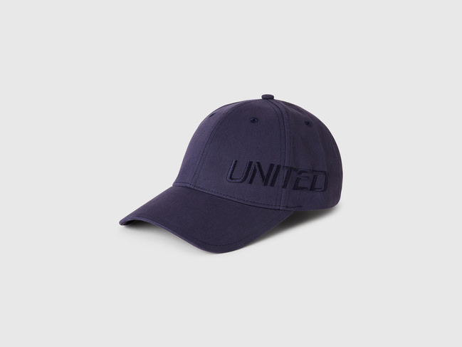 Мужская синяя кепка Benetton артикул 6NFPUA01C 34H 25P Фото ракурс 1 - Мужская синяя кепка Benetton артикул 6NFPUA01C 34H 25P