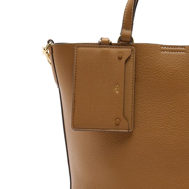 Фото ракурс 3 - Жіноча коричнева сумка Parfois артикул 231283 _CA FW2025