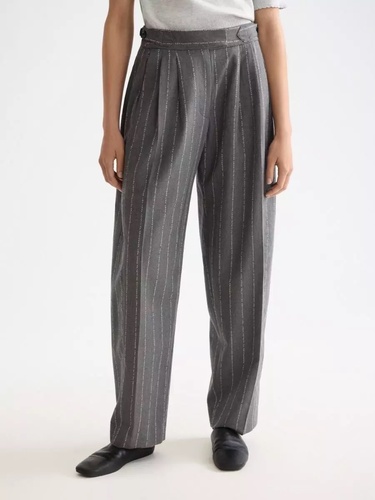 Фото ракурс 1 - Жіночі сірі брюки SCOTCH & SODA артикул ULH01009F U021 FW2025