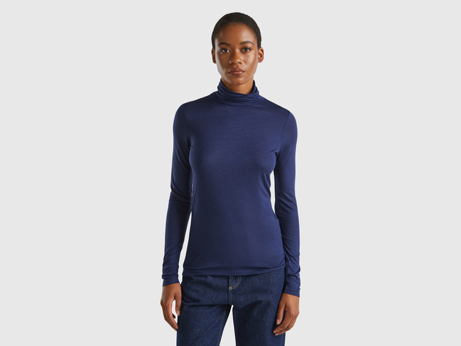 Жіноча синя водолазка Benetton артикул 3R0KD2013 852 24A Фото ракурс 1 - Жіноча синя водолазка Benetton артикул 3R0KD2013 852 24A