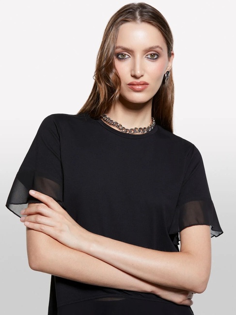 Фото ракурс 4 - Жіноча чорна футболка Sisley артикул 3WHCL107U 100 25A