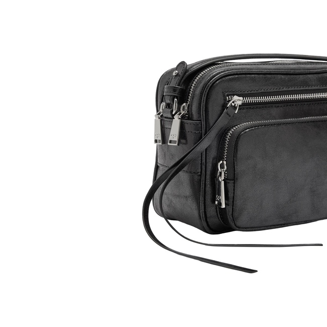 Жіноча чорна сумка Parfois артикул 239716 _BK FW2025 Фото ракурс 3 - Жіноча чорна сумка Parfois артикул 239716 _BK FW2025