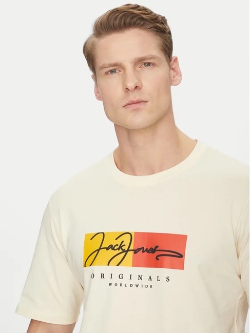 Фото ракурс 4 - Мужская белая футболка Jack & Jones артикул 12278266 antique white SS2025
